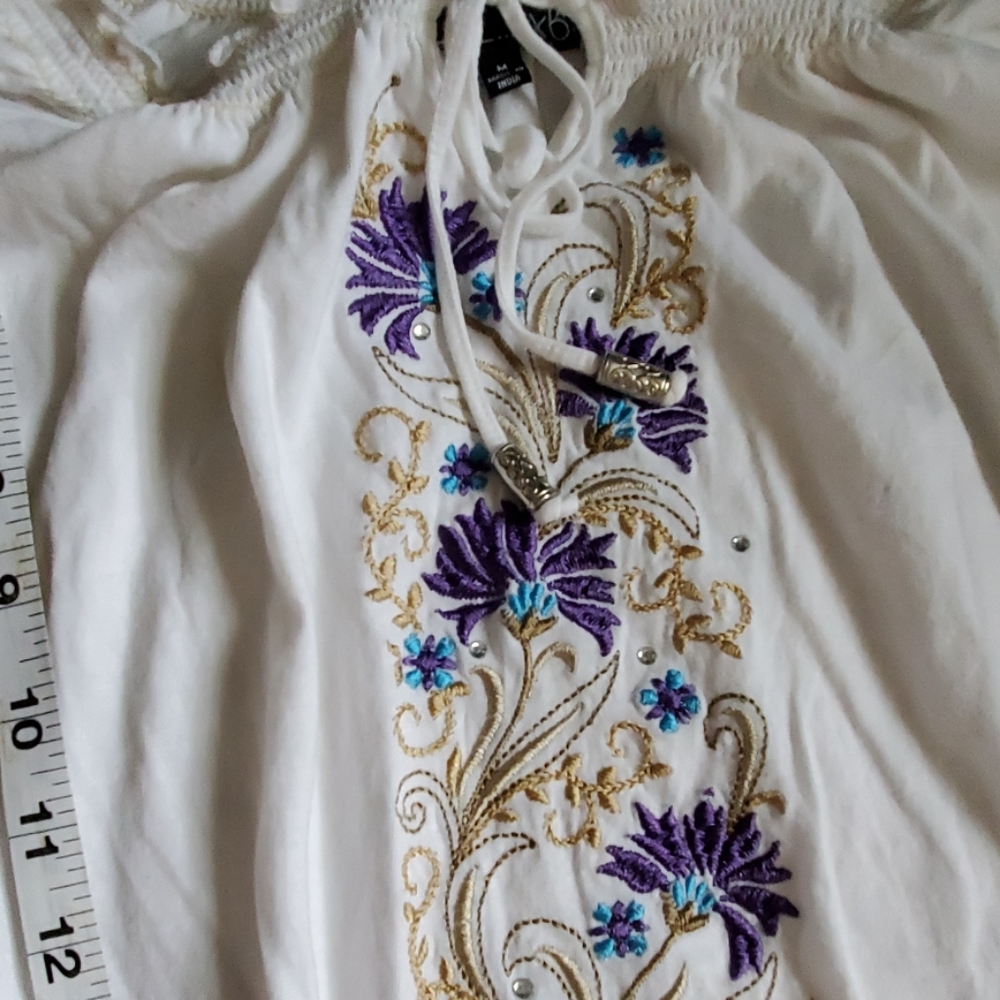 RXB embroidered boho top, size M - Picture 8 of 8